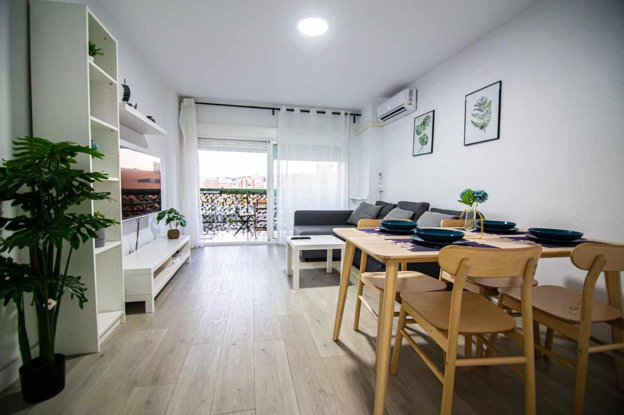 Apartamento Heroes De Sostoa Малага Екстер'єр фото