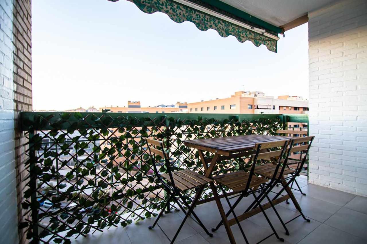 Apartamento Heroes De Sostoa Малага Екстер'єр фото