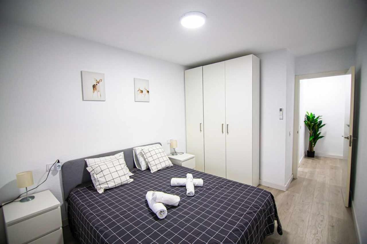 Apartamento Heroes De Sostoa Малага Екстер'єр фото