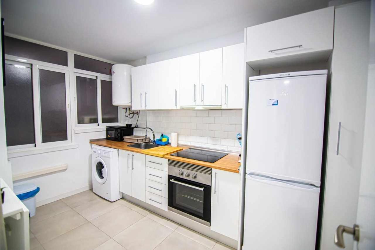 Apartamento Heroes De Sostoa Малага Екстер'єр фото